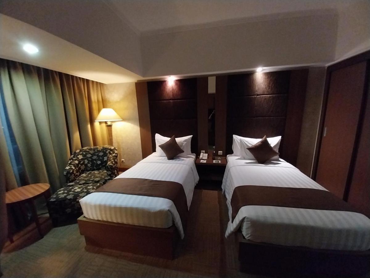 Horison Ultima Menteng Jakarta Buitenkant foto